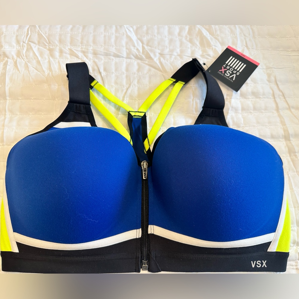 Victoria’s Secret Incredible Front Close Sports Bra Size 38DD